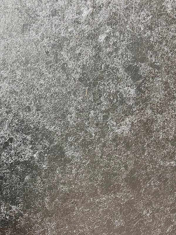 scalamandre wtoga12 hand hammered leaf silver wallpaper