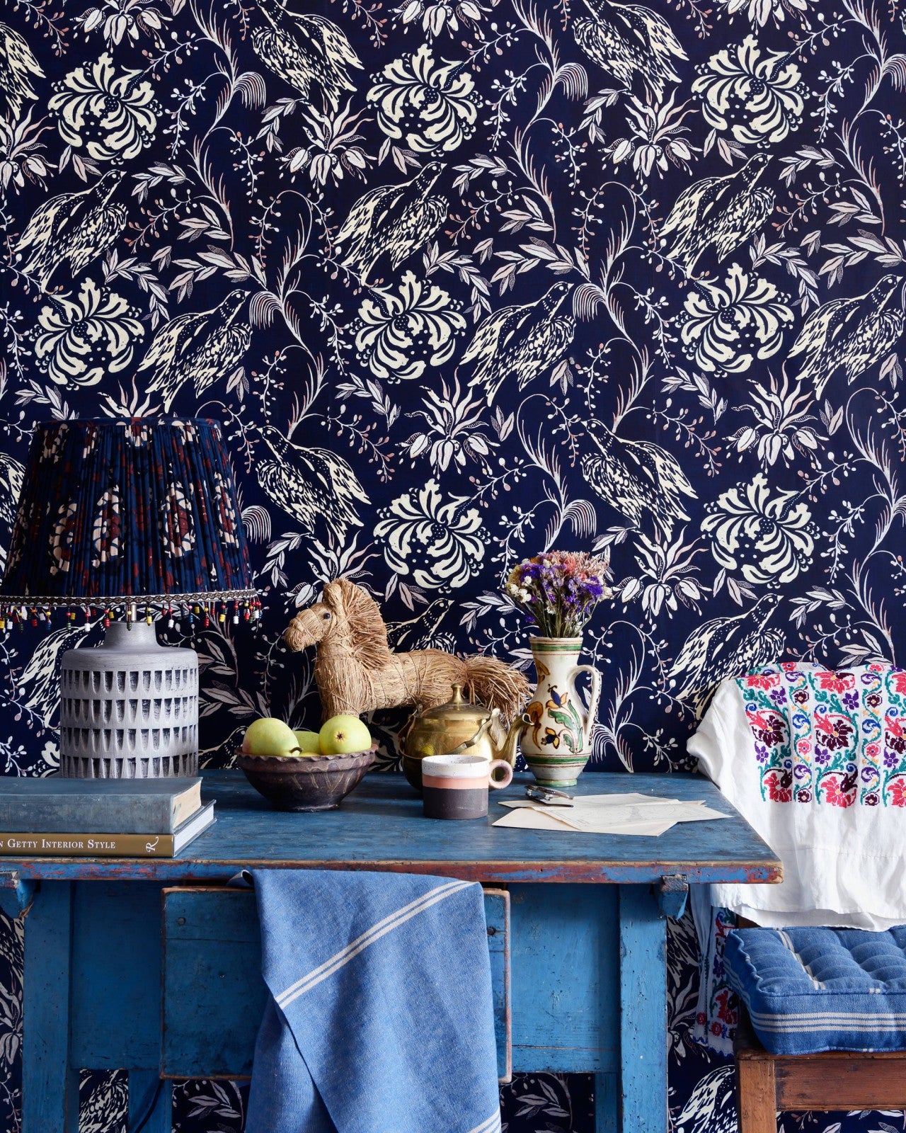 mind the gap - folk embroidery indigo wallpaper - wp30016