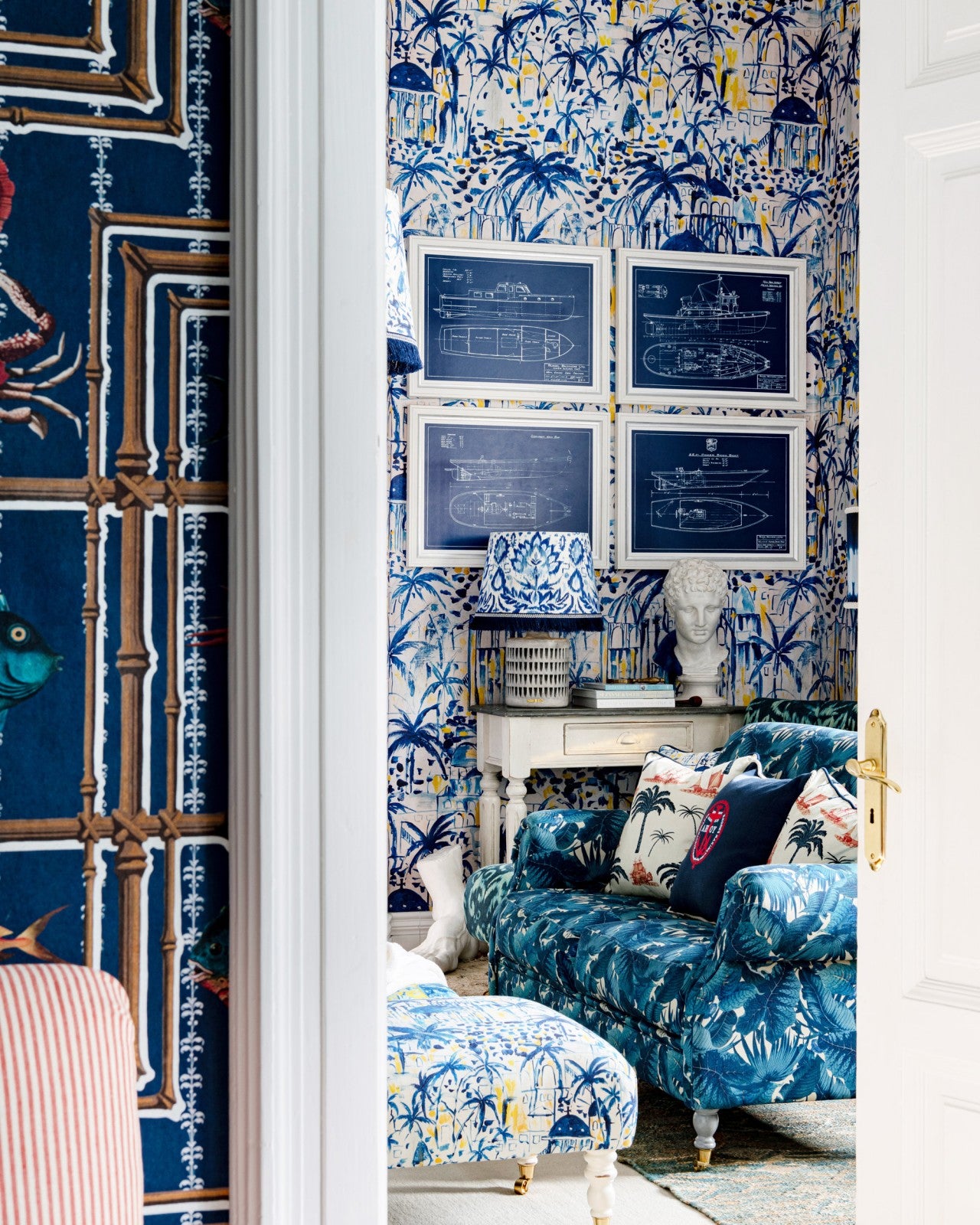 mind the gap - rhodes mural wallpaper - wp20570