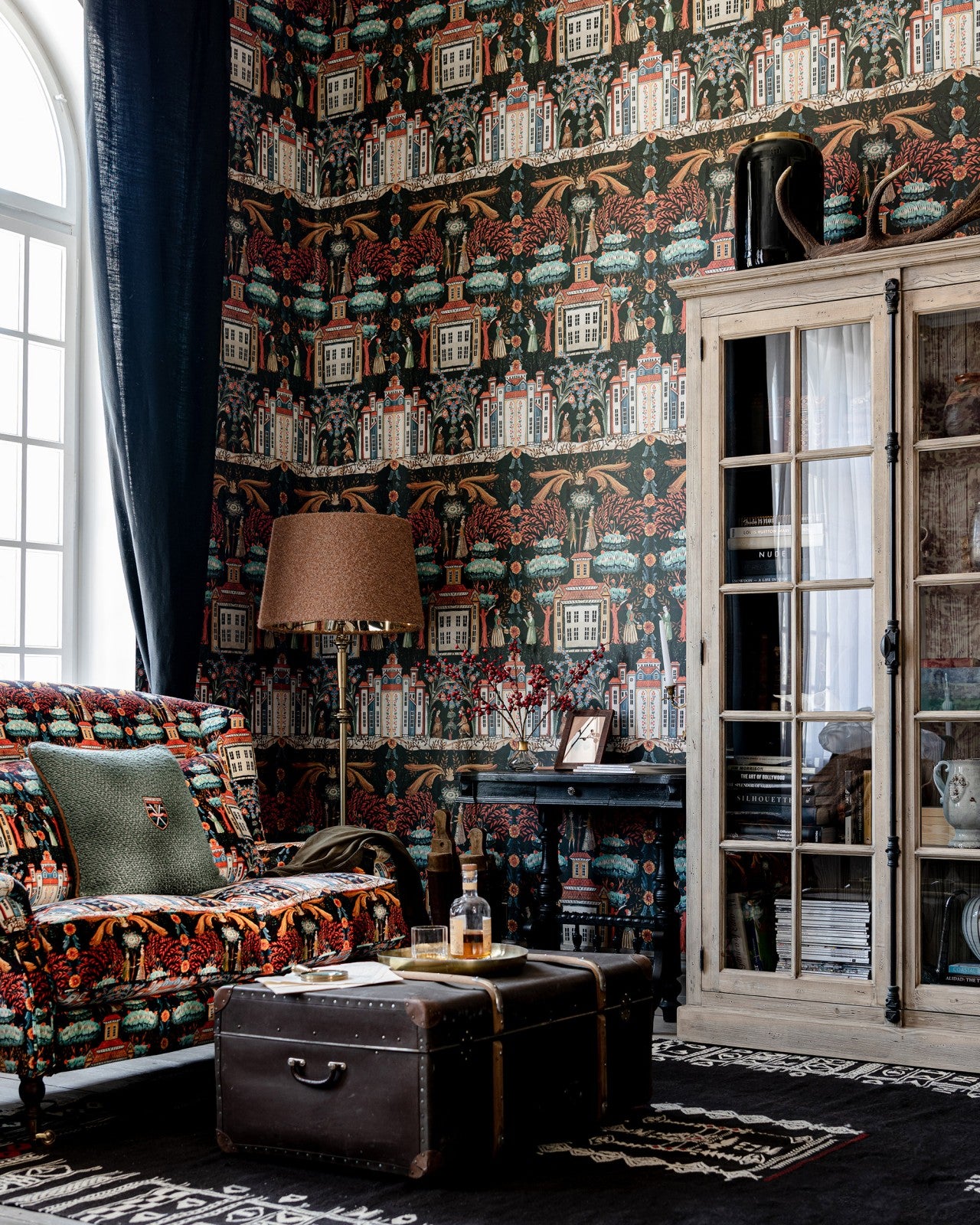 mind the gap - tales of tyrol peat black wallpaper - wp20685