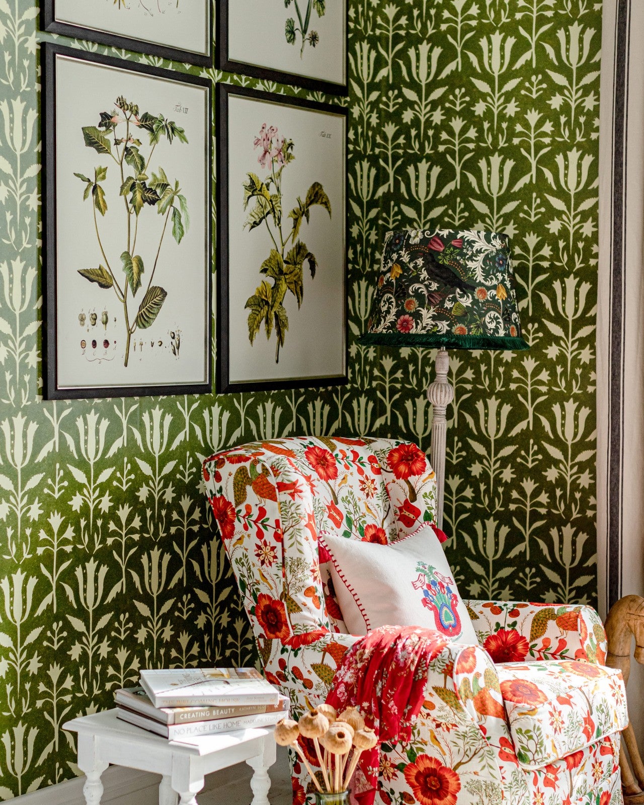 mind the gap - tulipan herbal wallpaper - wp30033
