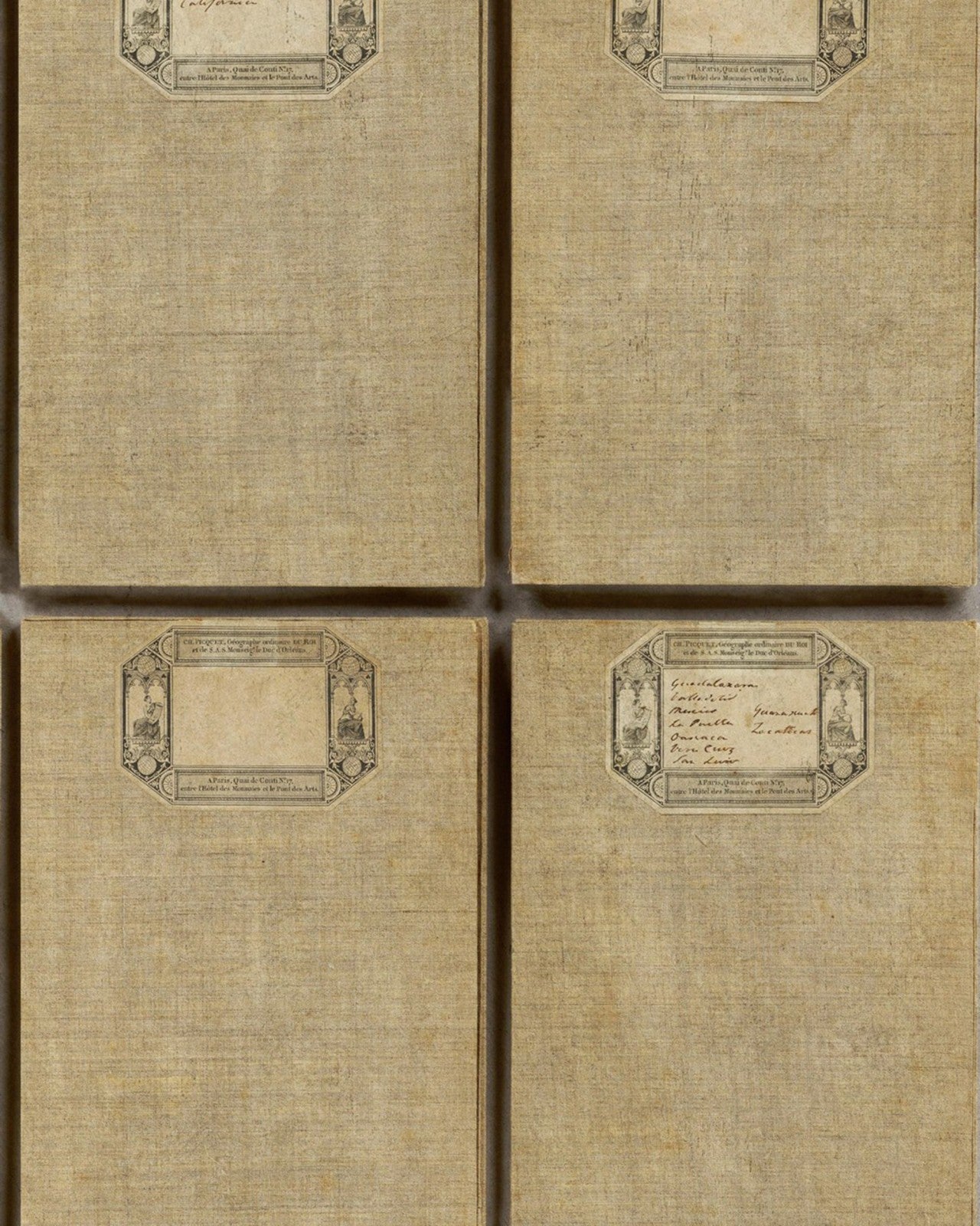 mind the gap - fabric covers antique premium wallpaper - wp20099