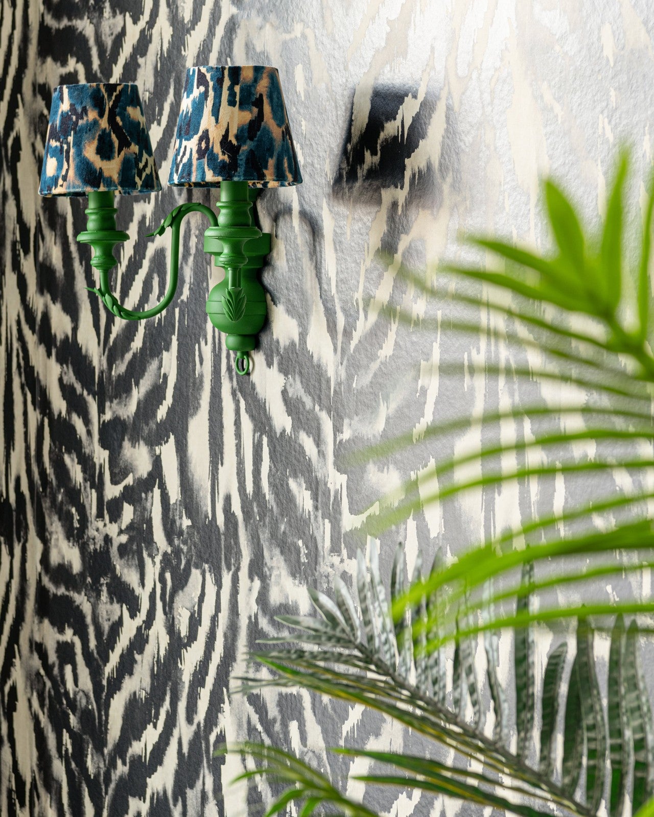 mind the gap - zebrato beige wallpaper - wp30209