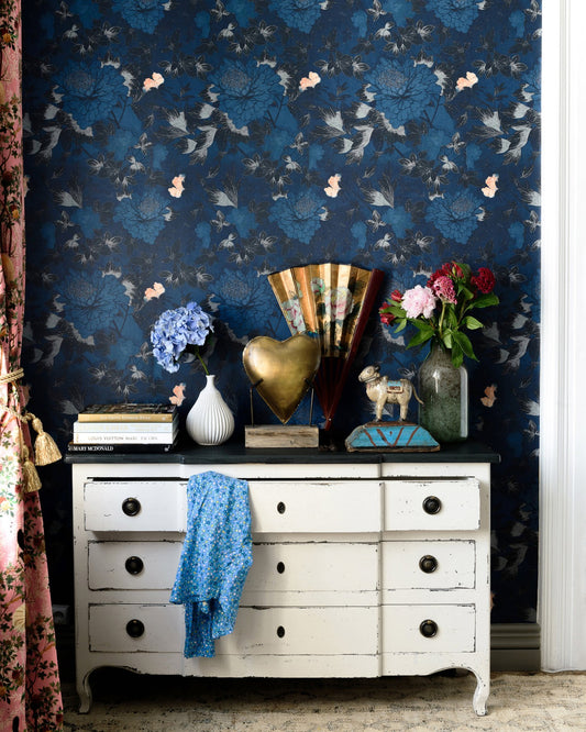 Mind The Gap - THE CANTONESE GARDEN Wallpaper - WP20588