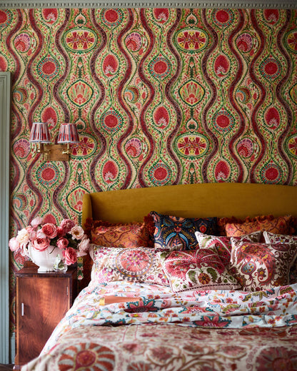 Mind The Gap - HIPPIE PAISLEY Wallpaper - WP20616