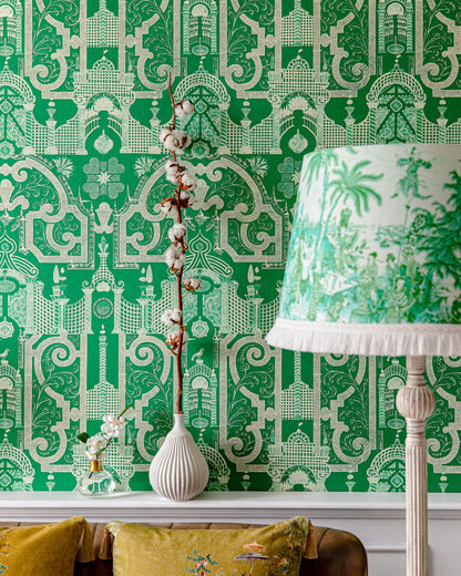 Mind The Gap - EMPEROR‚Äö√Ñ√¥S LABYRINTH Greenlake Wallpaper - WP20583