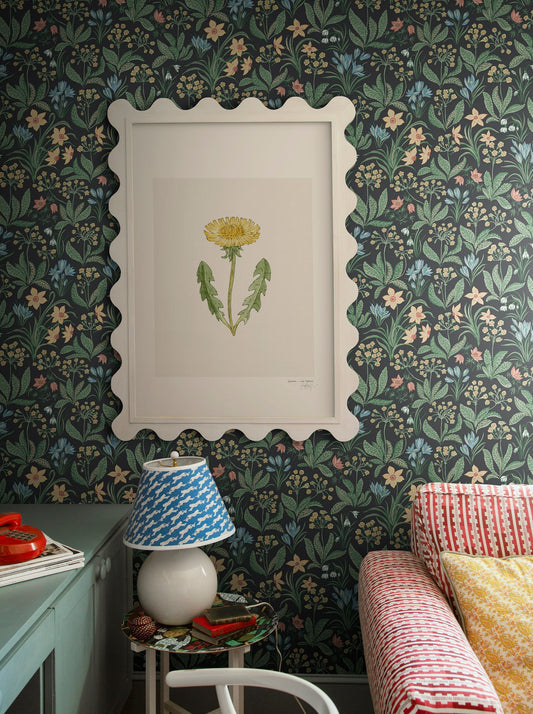 Huset i Solen Charcoal - S10161 - Sandberg Wallpaper