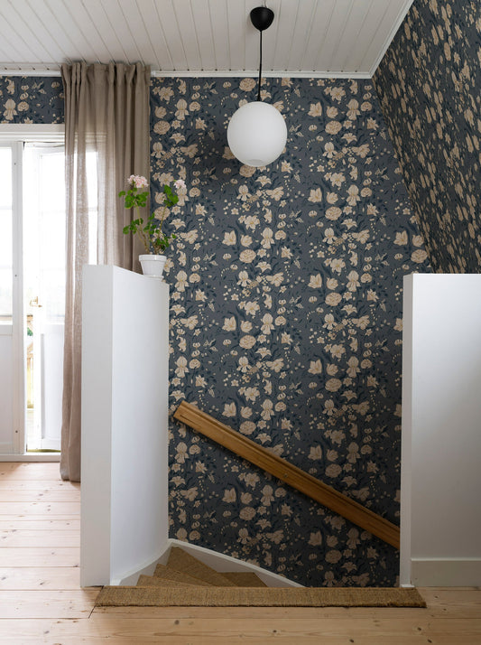 karins bukett indigo - s10163 - sandberg wallpaper