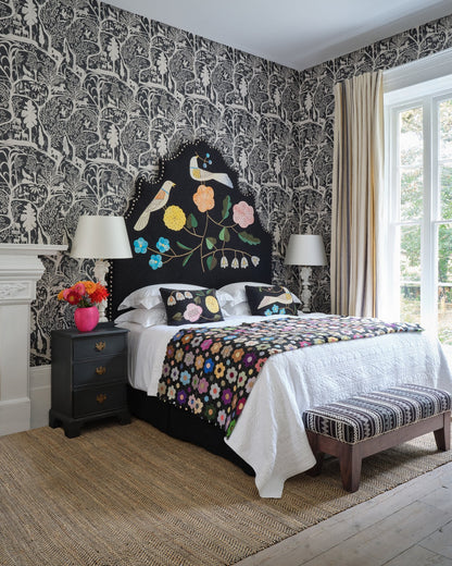 Mind The Gap - THE ENCHANTED WOODLAND Solstice Wallpaper - WP20815